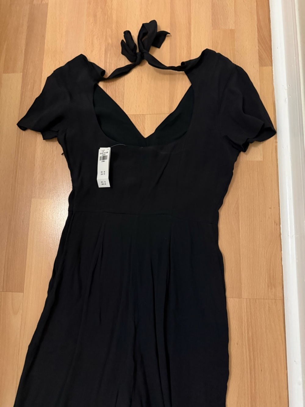 Abercrombie & Fitch NWT black tie back cutout jumpsuit
